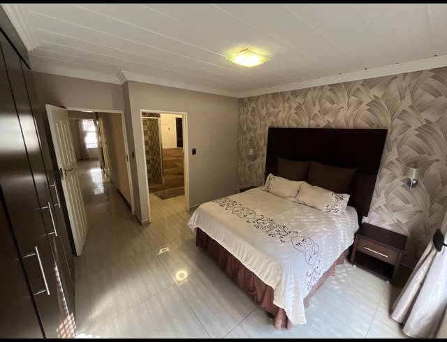 3 BEDROOM TOWNHOUSE FOR SALE IN ABRAHAMSRUST